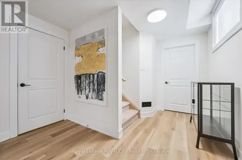 32 Hutchison Road Guelph (kortright East) ON N1L 0R4