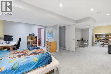 1085 Harrogate Drive Ancaster ON L9K 1R2