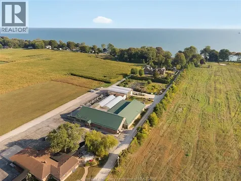 585 Seacliff Drive Kingsville ON N9Y 2K6