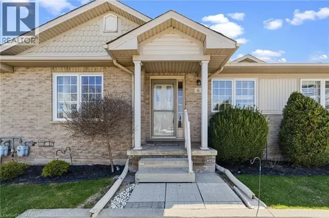 24 Kenyon Crescent Grimsby ON L3M 5S4