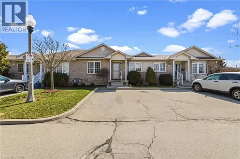 24 Kenyon Crescent Grimsby ON L3M 5S4