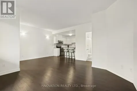 362B Wood Acres Grove Ottawa ON K1T 0M7