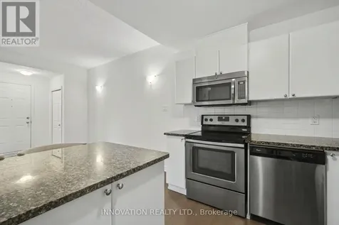 362B Wood Acres Grove Ottawa ON K1T 0M7