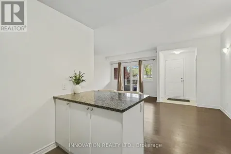 362B Wood Acres Grove Ottawa ON K1T 0M7