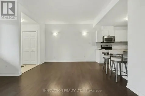 362B Wood Acres Grove Ottawa ON K1T 0M7