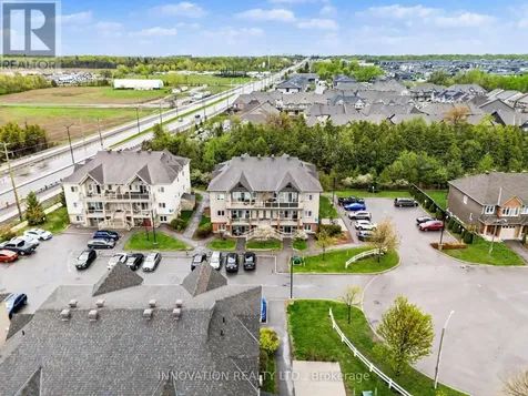 362B Wood Acres Grove Ottawa ON K1T 0M7