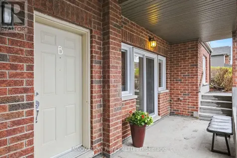 362B Wood Acres Grove Ottawa ON K1T 0M7