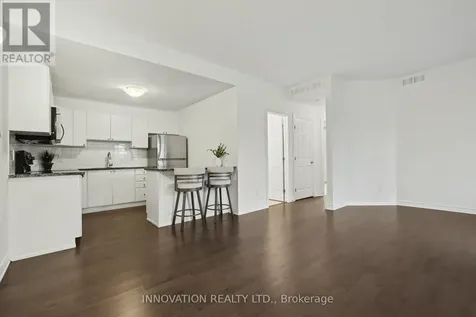 362B Wood Acres Grove Ottawa ON K1T 0M7