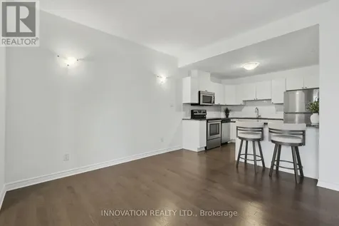 362B Wood Acres Grove Ottawa ON K1T 0M7