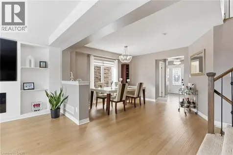 28 Silverwood Avenue Welland ON L3C 0C3