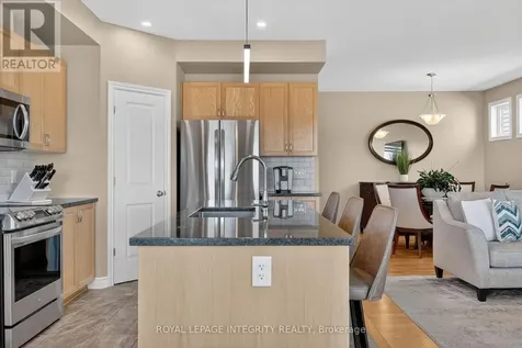 724 Parade Drive Ottawa ON K2S 0Z4
