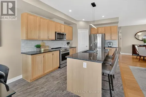 724 Parade Drive Ottawa ON K2S 0Z4