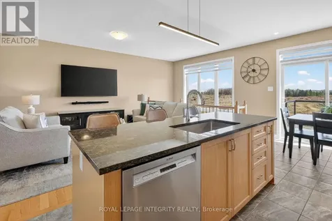 724 Parade Drive Ottawa ON K2S 0Z4