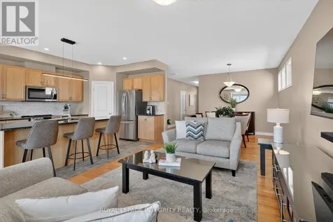 724 Parade Drive Ottawa ON K2S 0Z4