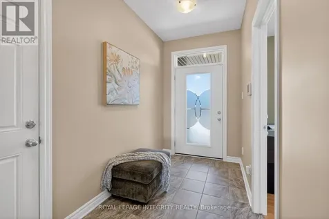 724 Parade Drive Ottawa ON K2S 0Z4