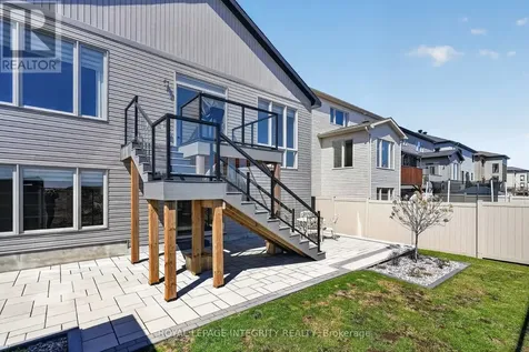 724 Parade Drive Ottawa ON K2S 0Z4