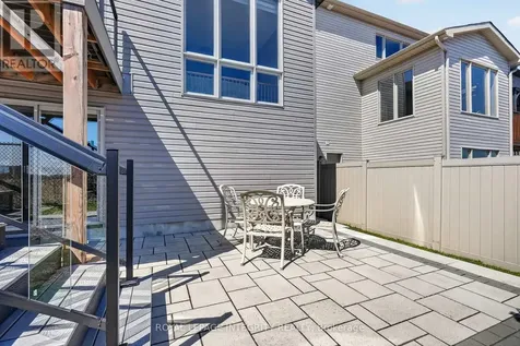 724 Parade Drive Ottawa ON K2S 0Z4
