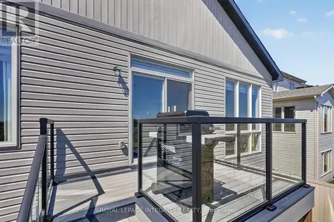 724 Parade Drive Ottawa ON K2S 0Z4