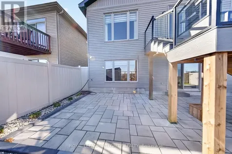 724 Parade Drive Ottawa ON K2S 0Z4
