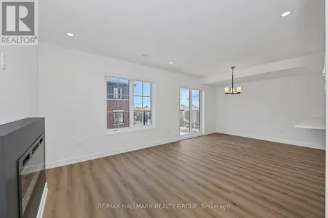 102 Casita Private Ottawa ON K1W 0X6