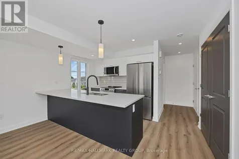 102 Casita Private Ottawa ON K1W 0X6