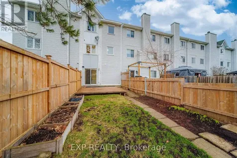 98 Castlegreen Private Ottawa ON K1T 3N3