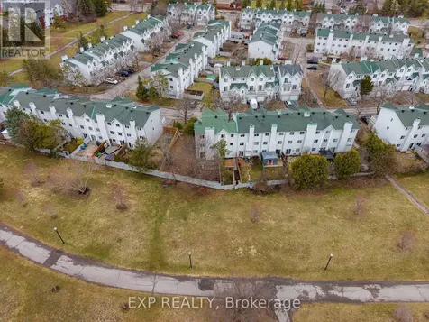 98 Castlegreen Private Ottawa ON K1T 3N3