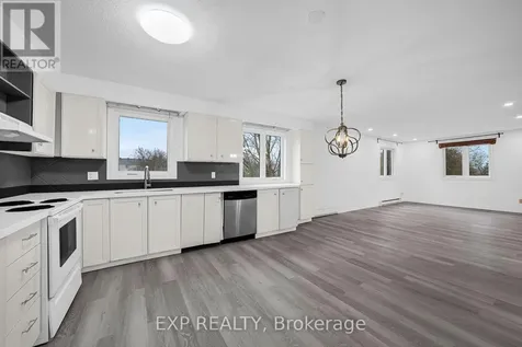 98 Castlegreen Private Ottawa ON K1T 3N3