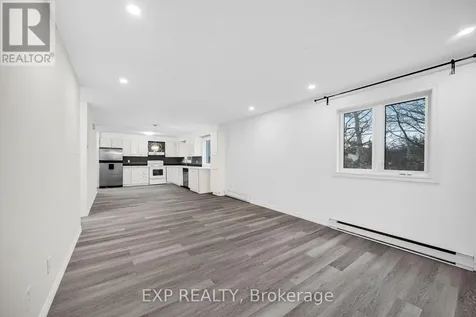 98 Castlegreen Private Ottawa ON K1T 3N3