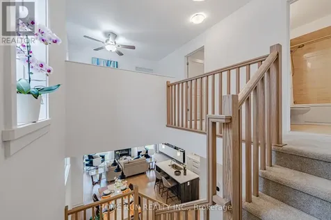 222 Finsbury Avenue Ottawa ON K2S 2X9