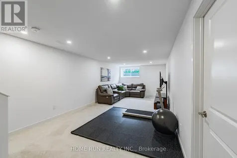 222 Finsbury Avenue Ottawa ON K2S 2X9