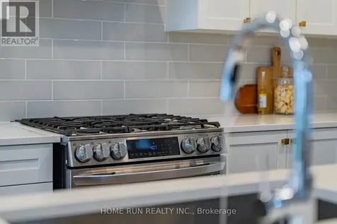 222 Finsbury Avenue Ottawa ON K2S 2X9