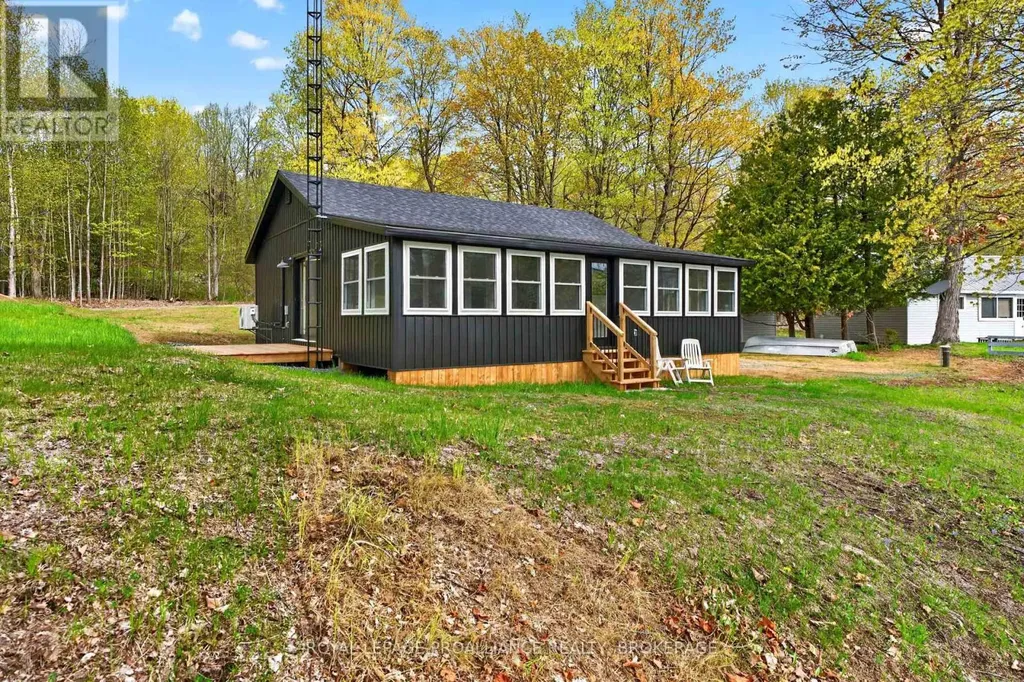 5 Blundons Lane Rideau Lakes ON K0G 1X0