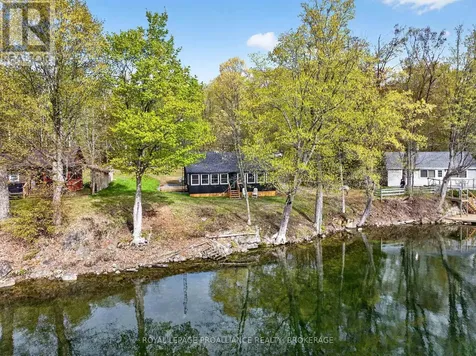 5 Blundons Lane Rideau Lakes ON K0G 1X0