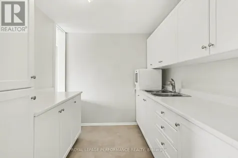 51 Sumac Street Ottawa ON K1J 7T7