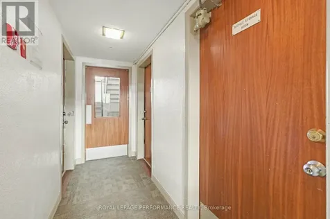 51 Sumac Street Ottawa ON K1J 7T7