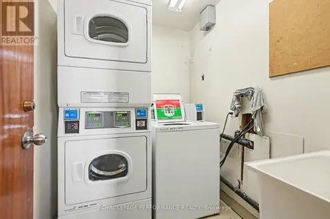 51 Sumac Street Ottawa ON K1J 7T7