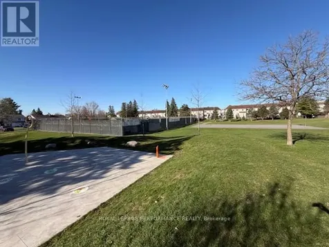 51 Sumac Street Ottawa ON K1J 7T7