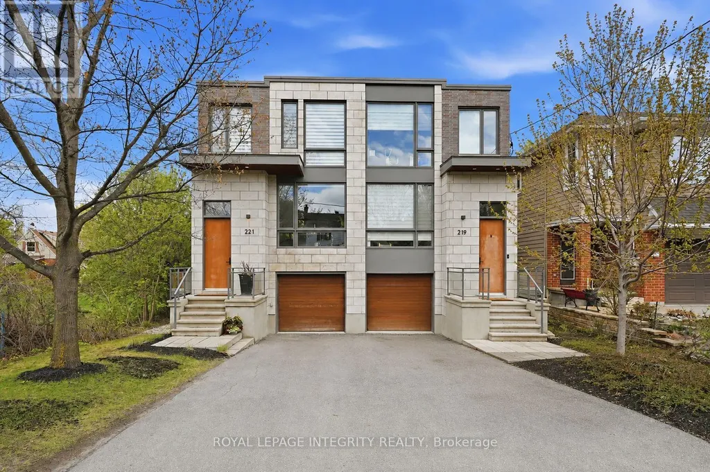 221 Wesley Avenue Ottawa ON K1Z 7A2
