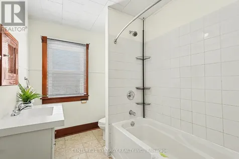 51 Mcgill Street North Smiths Falls ON K7A 2J7
