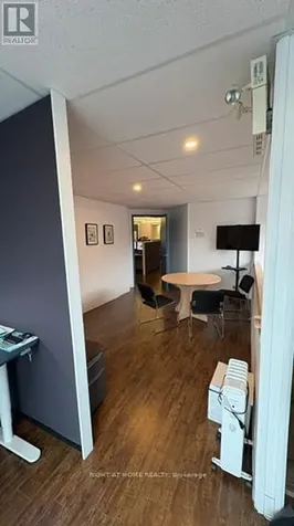 939 Somerset Street West Ottawa ON K1R 6R8
