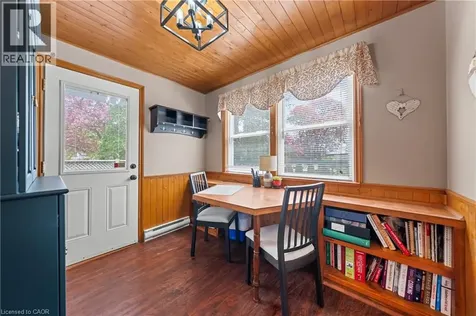 39 Borden Avenue North Kitchener ON N2H 3H9