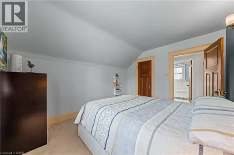 39 Borden Avenue North Kitchener ON N2H 3H9