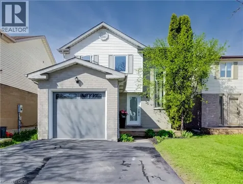35 Camrose Court Kitchener ON N2M 5J3