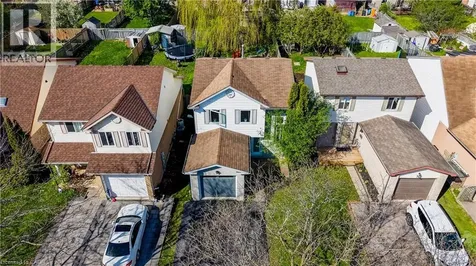35 Camrose Court Kitchener ON N2M 5J3