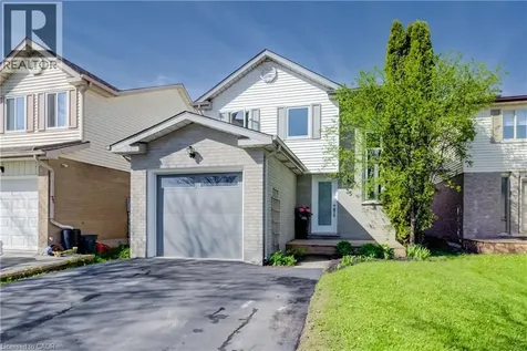 35 Camrose Court Kitchener ON N2M 5J3