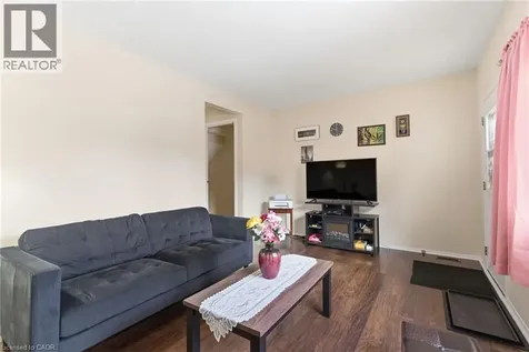 185 Denistoun Street Welland ON L3C 6J6