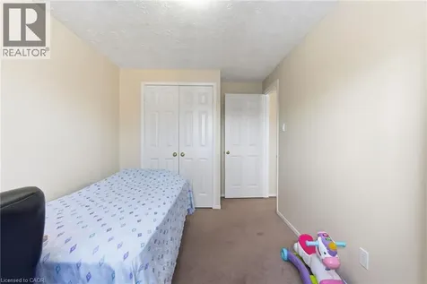 185 Denistoun Street Welland ON L3C 6J6