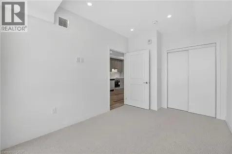 461 Green Road Stoney Creek ON L8E 0L5