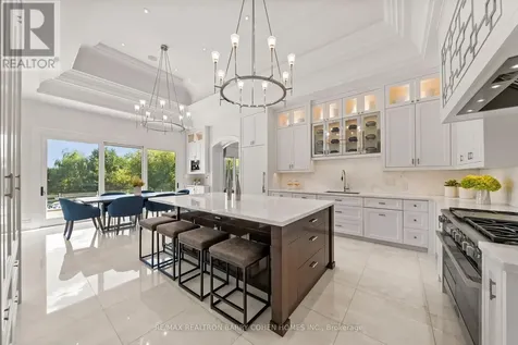 116 Eden Vale Drive King ON L7B 1L9